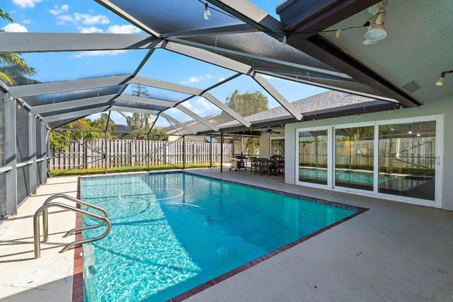 4147 Beech Avenue, Palm Beach Gardens, FL 33410