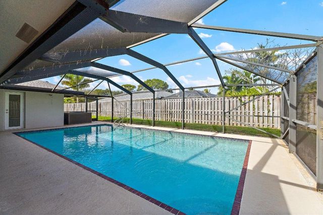 4147 Beech Avenue, Palm Beach Gardens, FL 33410