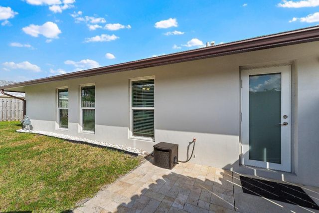 4147 Beech Avenue, Palm Beach Gardens, FL 33410