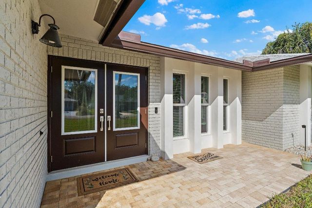 4147 Beech Avenue, Palm Beach Gardens, FL 33410