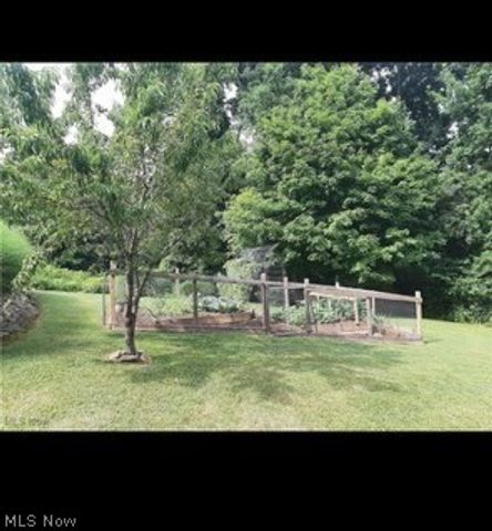 186 Hunter Lane, Colliers, WV 26035