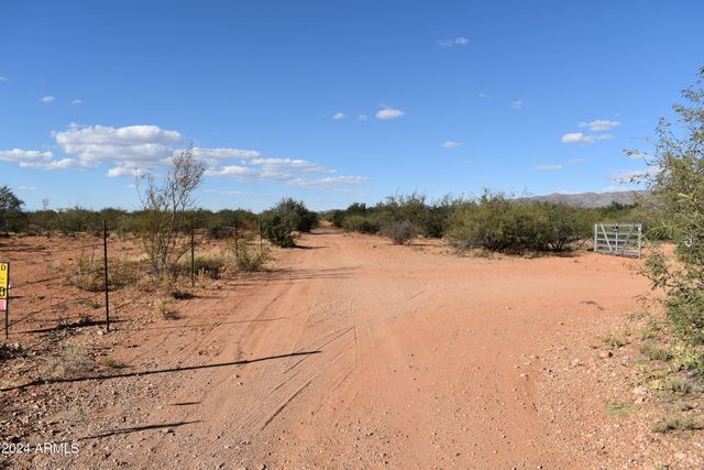 01G lot 3 S TENAYA Lane S 001E, Bisbee, AZ 85603
