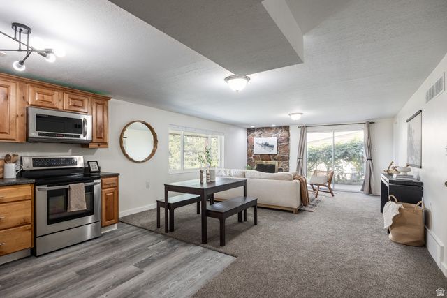 2399 CATALINA DR, Cottonwood Heights, UT 84121