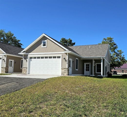 116 E Sheridan Street, Fremont, MI 49412