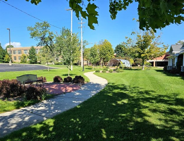 116 E Sheridan Street, Fremont, MI 49412