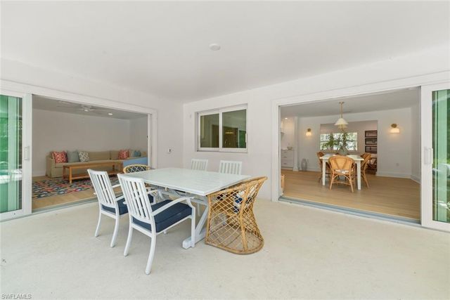 668 Anchor DR, Sanibel, FL 33957