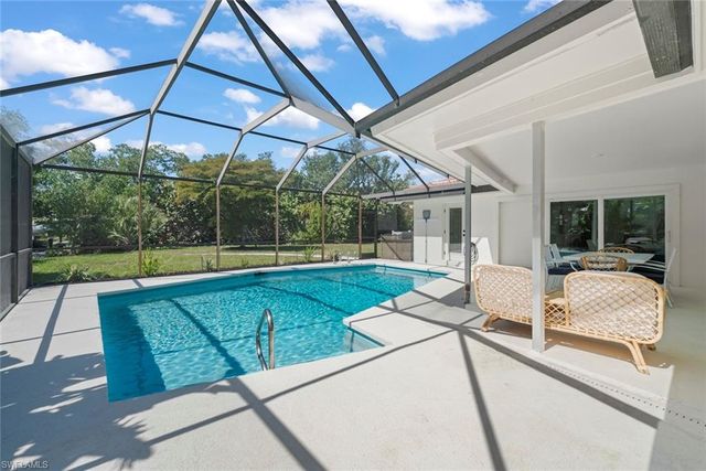 668 Anchor DR, Sanibel, FL 33957