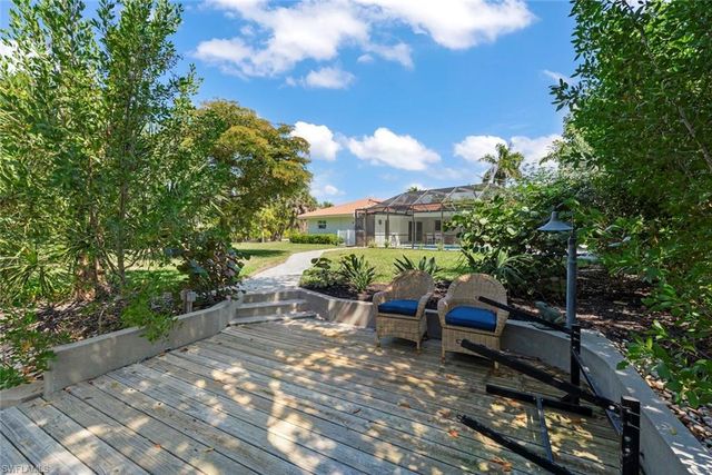 668 Anchor DR, Sanibel, FL 33957