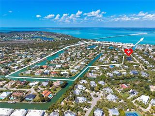 668 Anchor DR, Sanibel, FL 33957