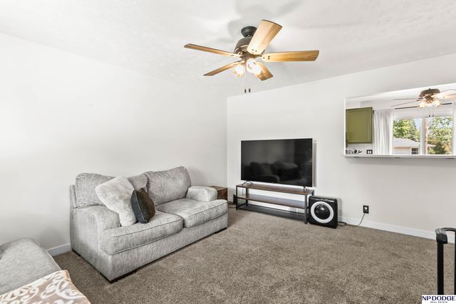 7211 Pine Drive, La Vista, NE 68128