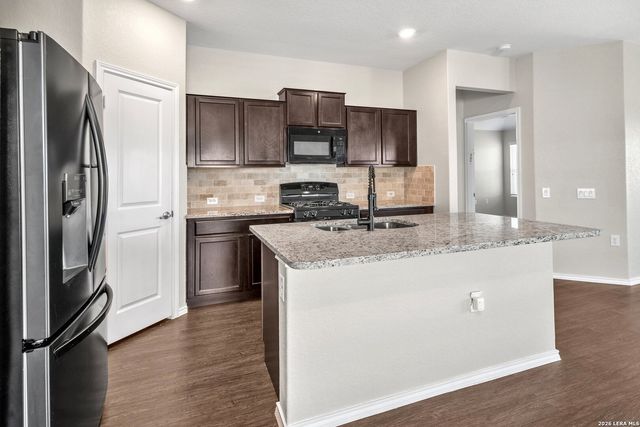 910 HAGEN WAY, San Antonio, TX 78221