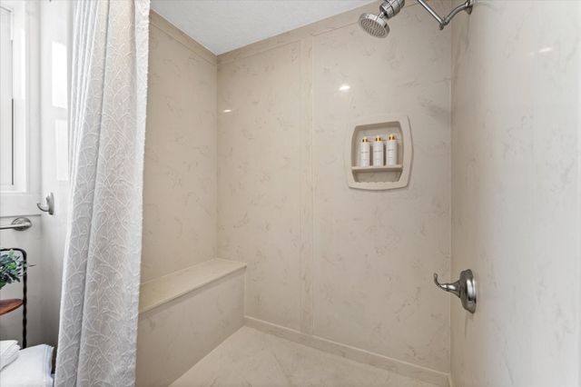 106 Harbour Town Court, Conroe, TX 77356