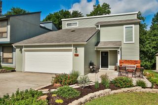 106 Harbour Town Court, Conroe, TX 77356