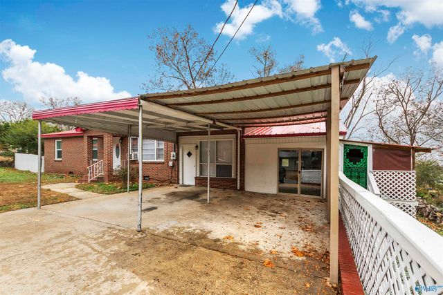 1006 Woodall Street, Albertville, AL 35951