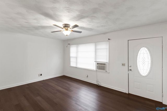 1006 Woodall Street, Albertville, AL 35951