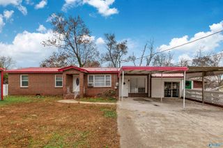 1006 Woodall Street, Albertville, AL 35951