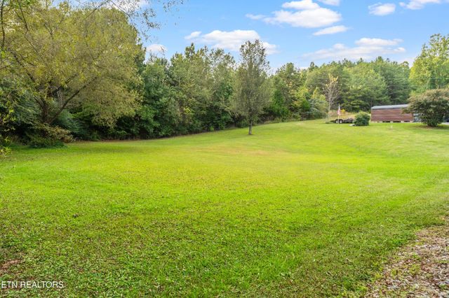 827 County Road 187, Athens, TN 37303