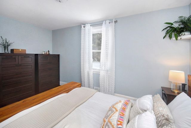 389 Concord Road, Bedford, MA 01730