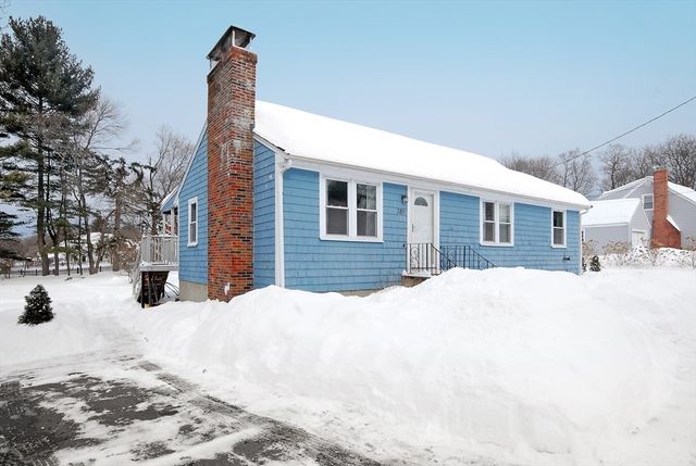 389 Concord Road, Bedford, MA 01730