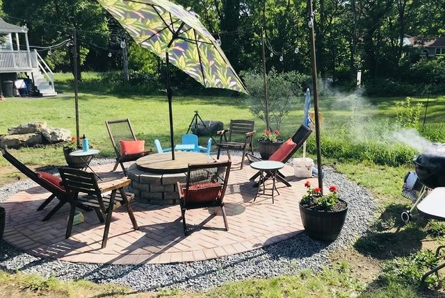 389 Concord Road, Bedford, MA 01730