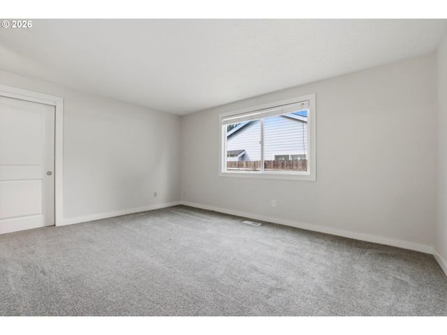 21634 Sw COLUMBIA Dr, Tualatin, OR 97062