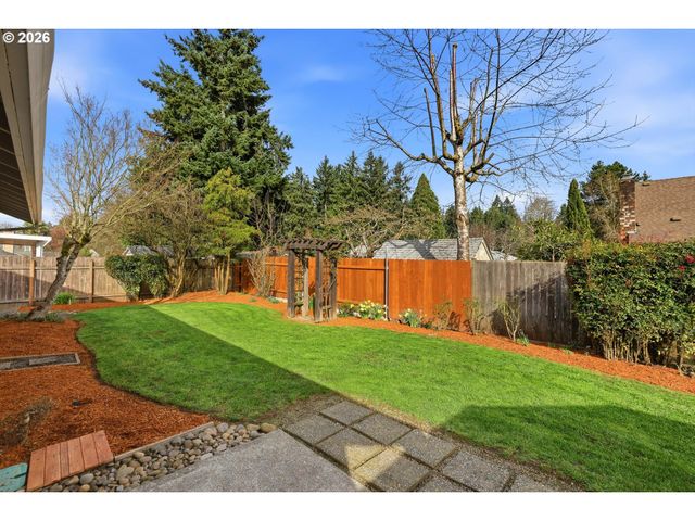 21634 Sw COLUMBIA Dr, Tualatin, OR 97062