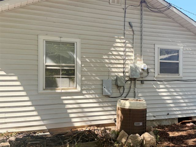 102 S 2nd Street, Clyde, TX 79510