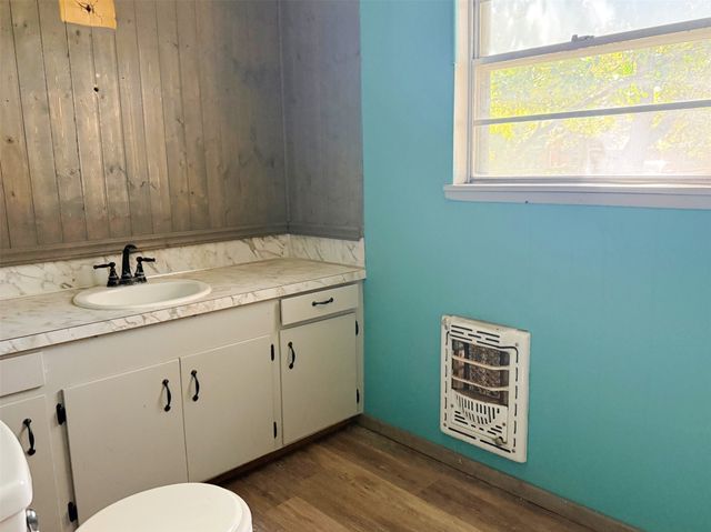 102 S 2nd Street, Clyde, TX 79510