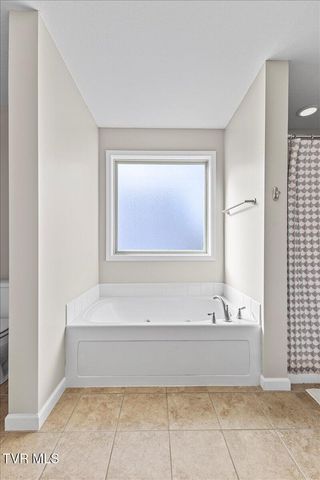 2919 Royal Mile Divide, Kingsport, TN 37664