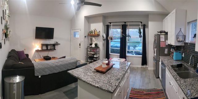 11891 Nelwood Street, Willis, TX 77318