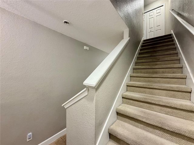 526 101ST AVENUE N, St Petersburg, FL 33702