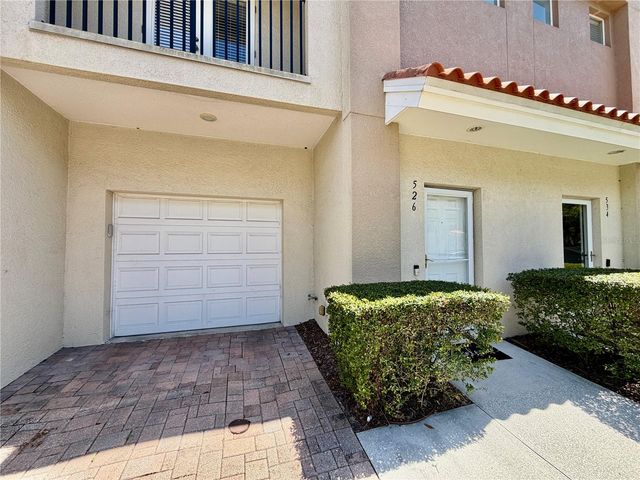526 101ST AVENUE N, St Petersburg, FL 33702