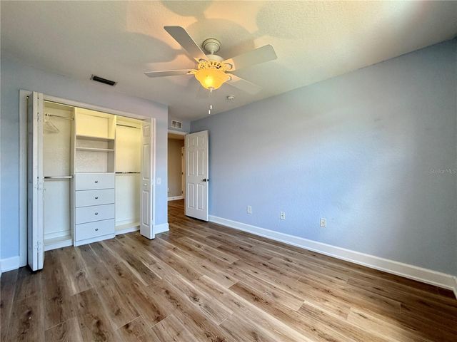 526 101ST AVENUE N, St Petersburg, FL 33702