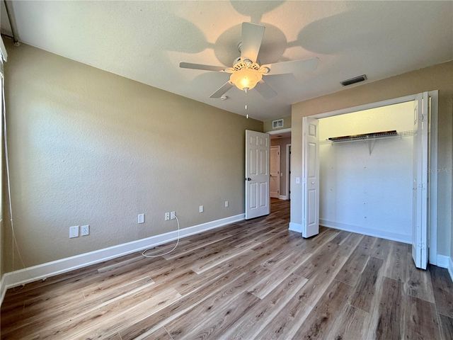 526 101ST AVENUE N, St Petersburg, FL 33702