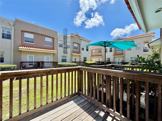 526 101ST AVENUE N, St Petersburg, FL 33702