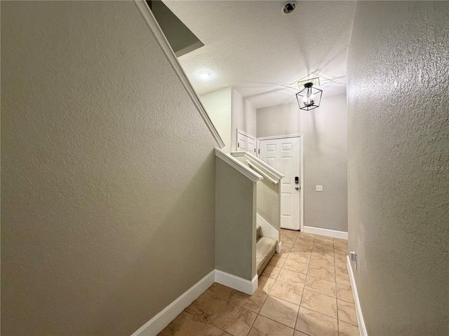 526 101ST AVENUE N, St Petersburg, FL 33702