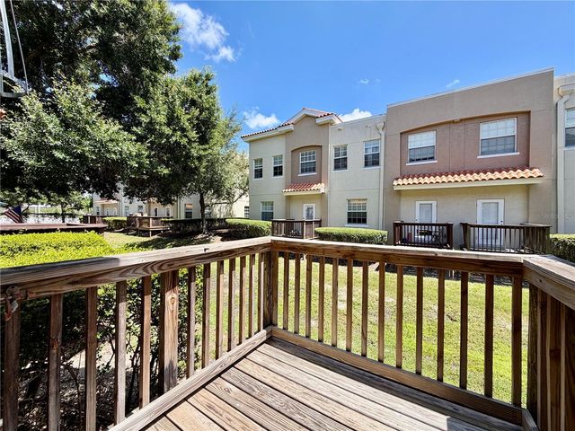 526 101ST AVENUE N, St Petersburg, FL 33702