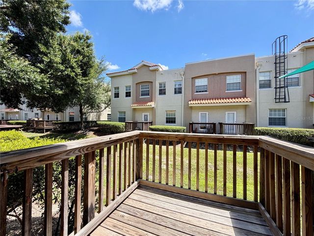 526 101ST AVENUE N, St Petersburg, FL 33702