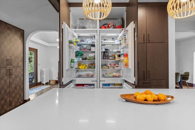 2656 Burnham Road, Royal Oak City, MI 48073