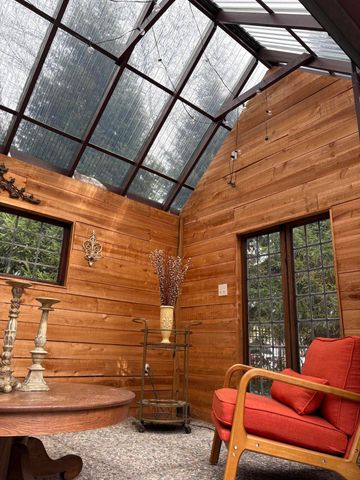 2656 Burnham Road, Royal Oak City, MI 48073