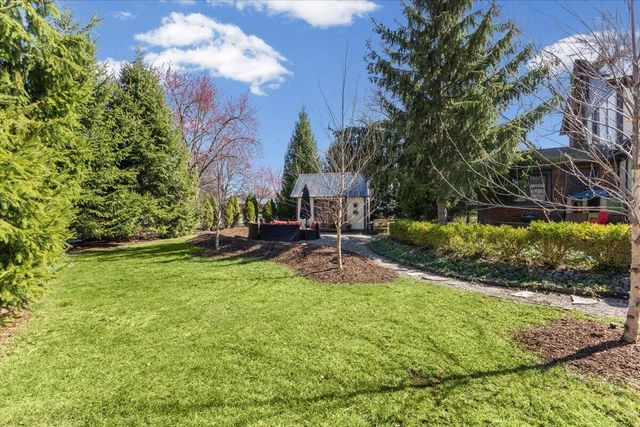 2656 Burnham Road, Royal Oak City, MI 48073