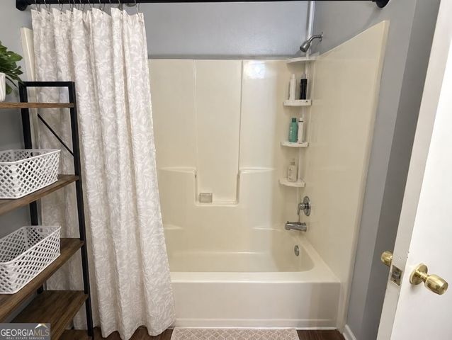 1072 Casanova Court, Lawrenceville, GA 30044