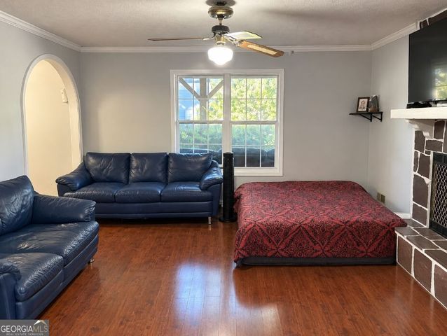 1072 Casanova Court, Lawrenceville, GA 30044
