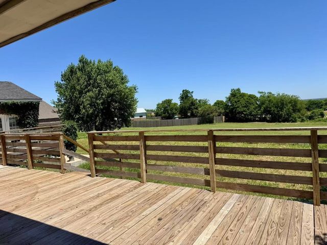 817 SW 16th Street, Newcastle, OK 73065