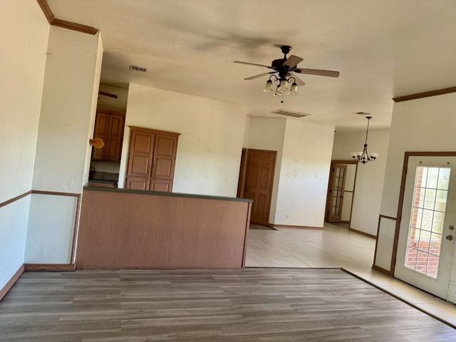 817 SW 16th Street, Newcastle, OK 73065