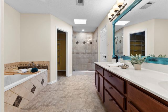 1006 Park Place Boulevard, Midlothian, TX 76065