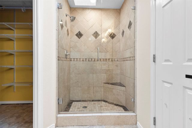 1006 Park Place Boulevard, Midlothian, TX 76065