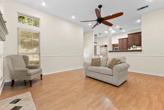 1006 Park Place Boulevard, Midlothian, TX 76065