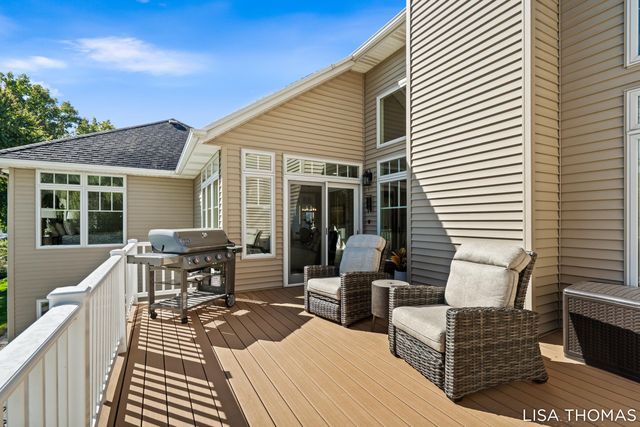5828 16th Avenue, Georgetown Twp, MI 49426