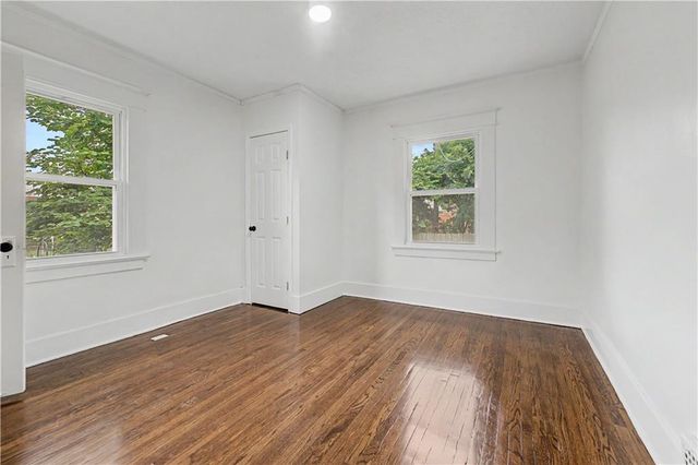 5633 Harrison Street, Kansas City, MO 64110
